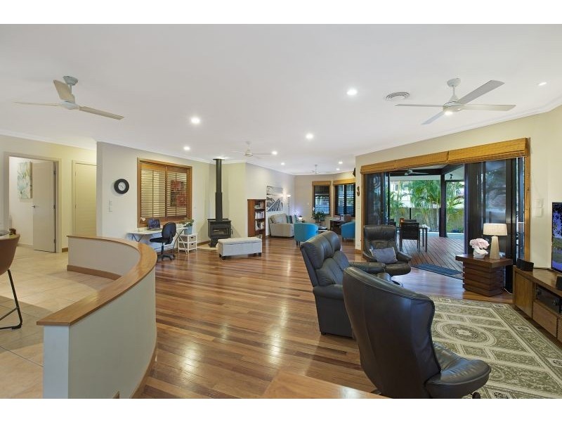 11 Bainbridge Street, Ormiston QLD 4160