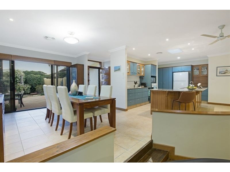 11 Bainbridge Street, Ormiston QLD 4160