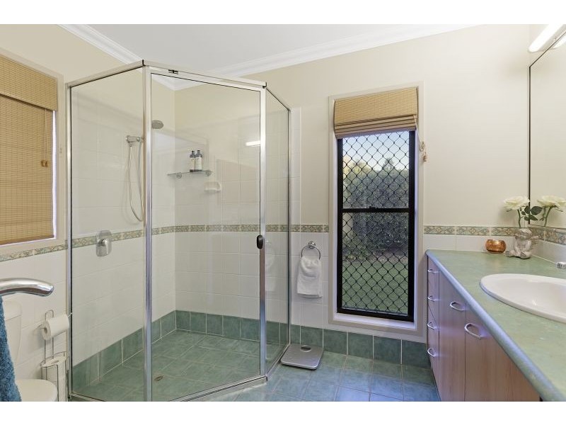 11 Bainbridge Street, Ormiston QLD 4160