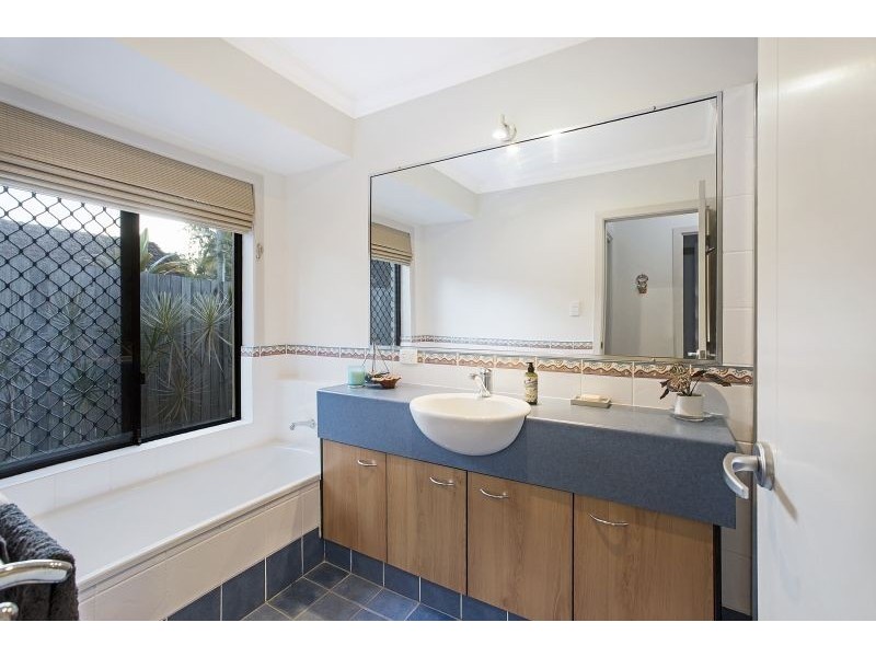 11 Bainbridge Street, Ormiston QLD 4160
