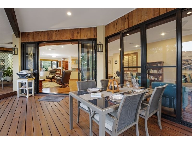 11 Bainbridge Street, Ormiston QLD 4160