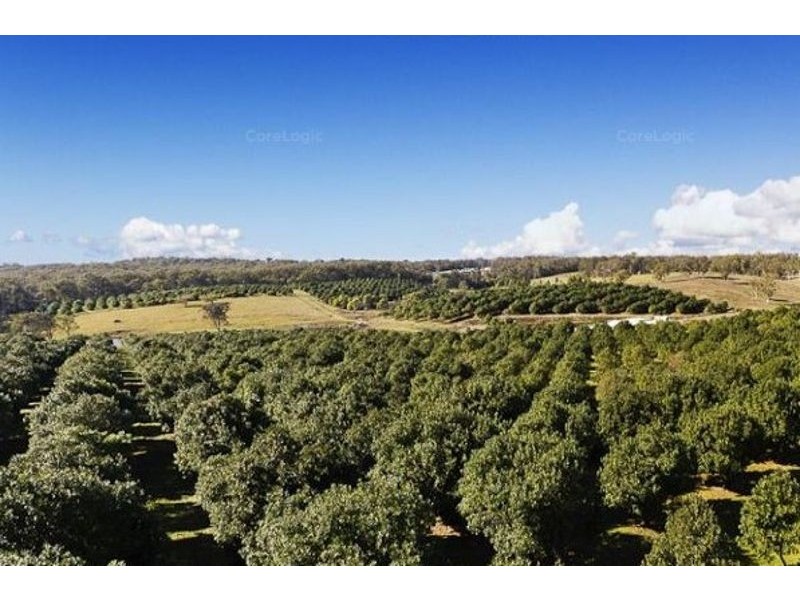 234 Heinemann Rd, Redland Bay QLD 4165