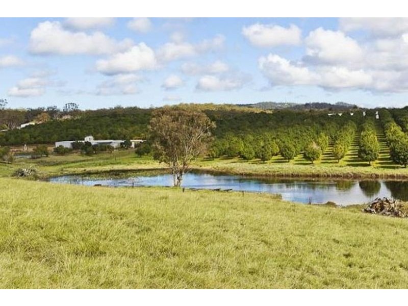 234 Heinemann Rd, Redland Bay QLD 4165