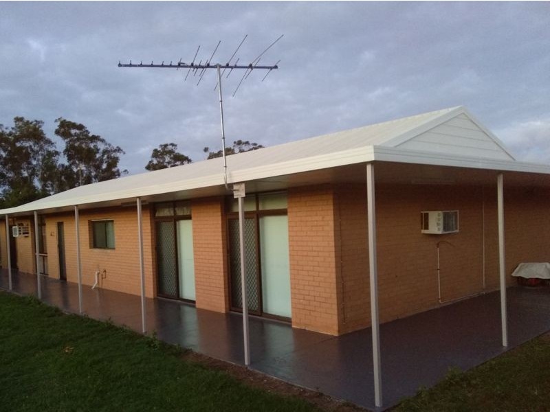 234 Heinemann Rd, Redland Bay QLD 4165