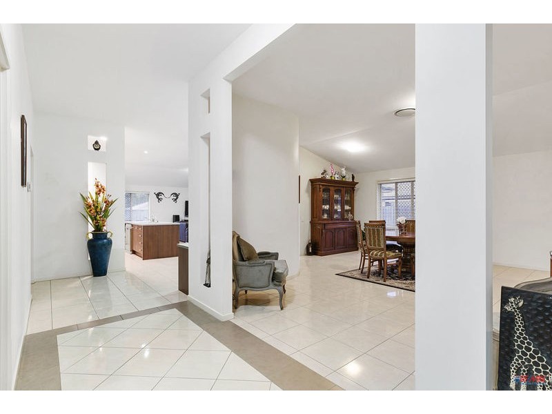 17 Balsam Street, Redland Bay QLD 4165