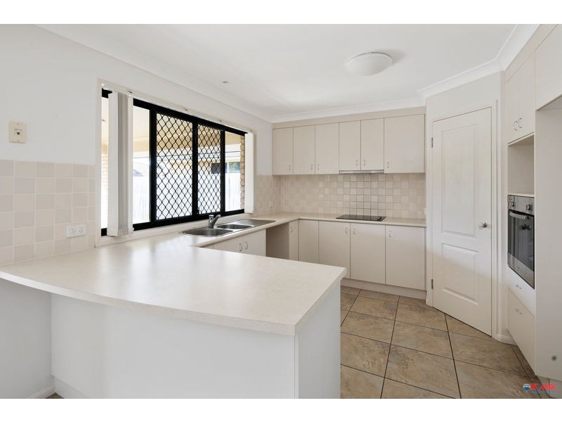 17 Santagiuliana Parade, Thornlands QLD 4164