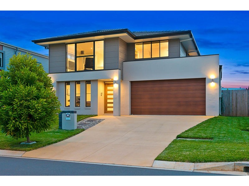 38 Sandalwood Street, Thornlands QLD 4164