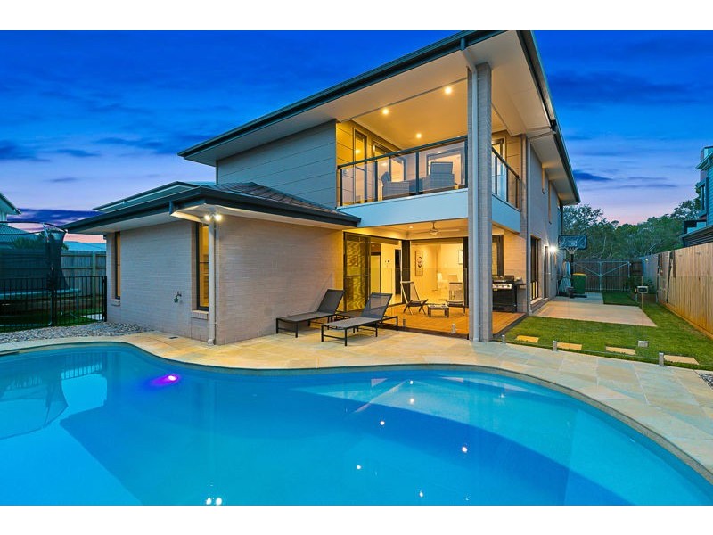 38 Sandalwood Street, Thornlands QLD 4164