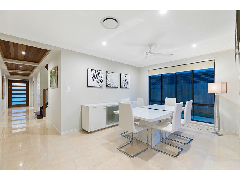 38 Sandalwood Street, Thornlands QLD 4164