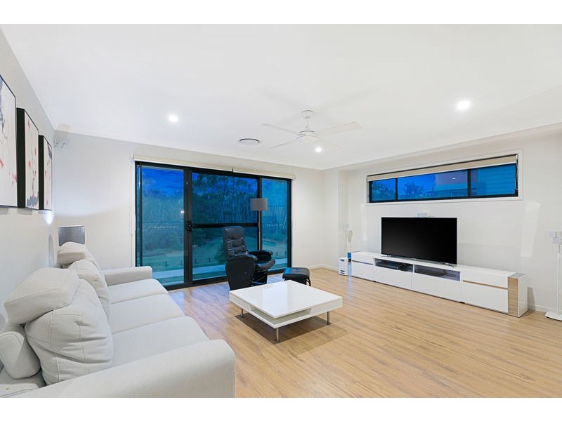 38 Sandalwood Street, Thornlands QLD 4164