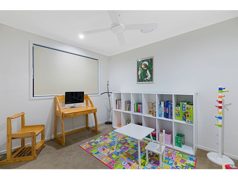 38 Sandalwood Street, Thornlands QLD 4164