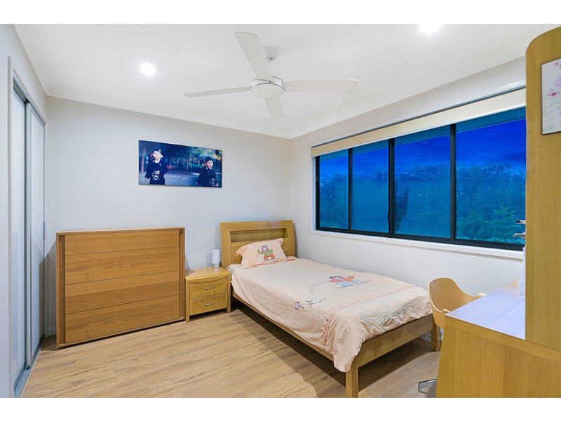 38 Sandalwood Street, Thornlands QLD 4164