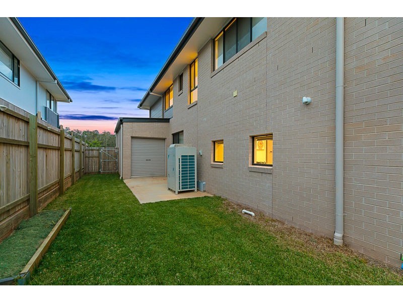 38 Sandalwood Street, Thornlands QLD 4164