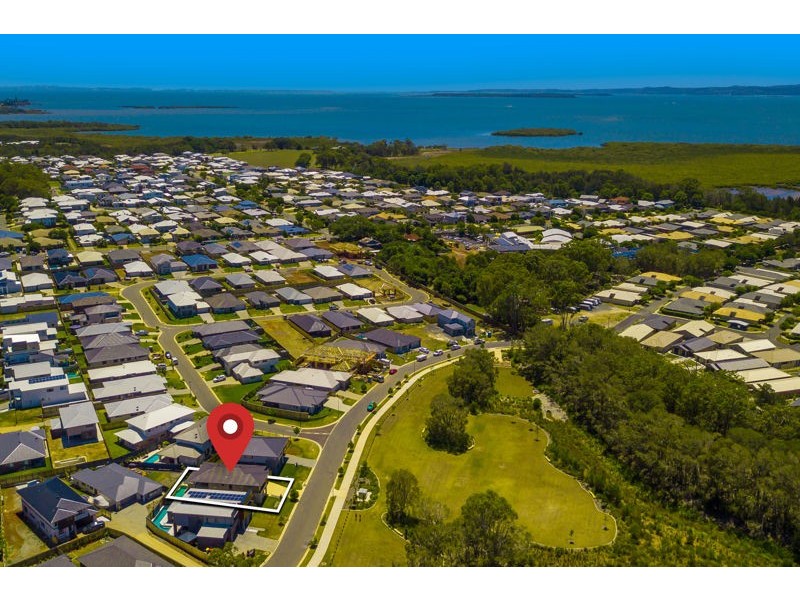 38 Sandalwood Street, Thornlands QLD 4164