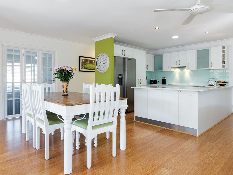 13 Jacaranda Place, Ormiston QLD 4160