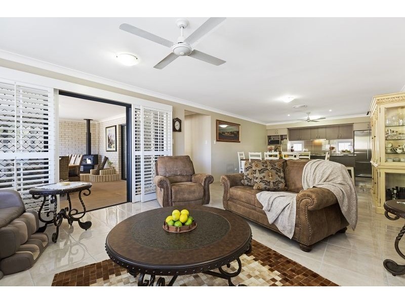5 Jerrys Place, Thornlands QLD 4164