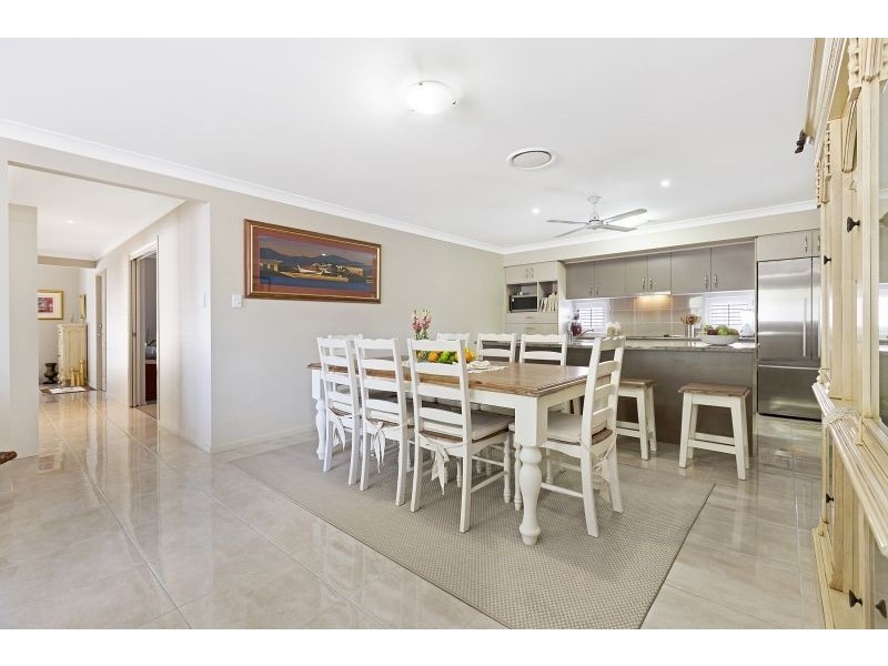 5 Jerrys Place, Thornlands QLD 4164