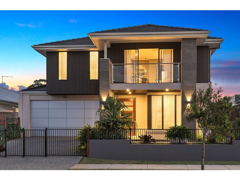 11 Freshwater Street, Thornlands QLD 4164