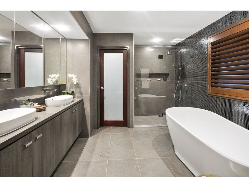 11 Freshwater Street, Thornlands QLD 4164