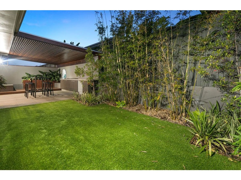 11 Freshwater Street, Thornlands QLD 4164