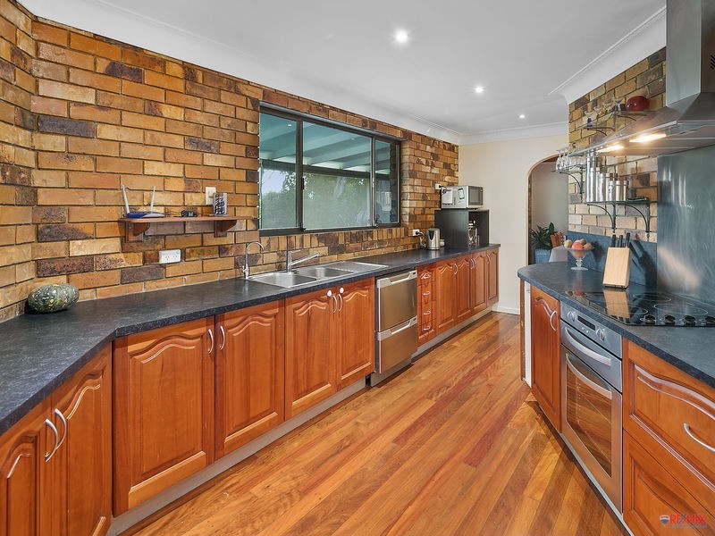 5 Lynton Court, Alexandra Hills QLD 4161