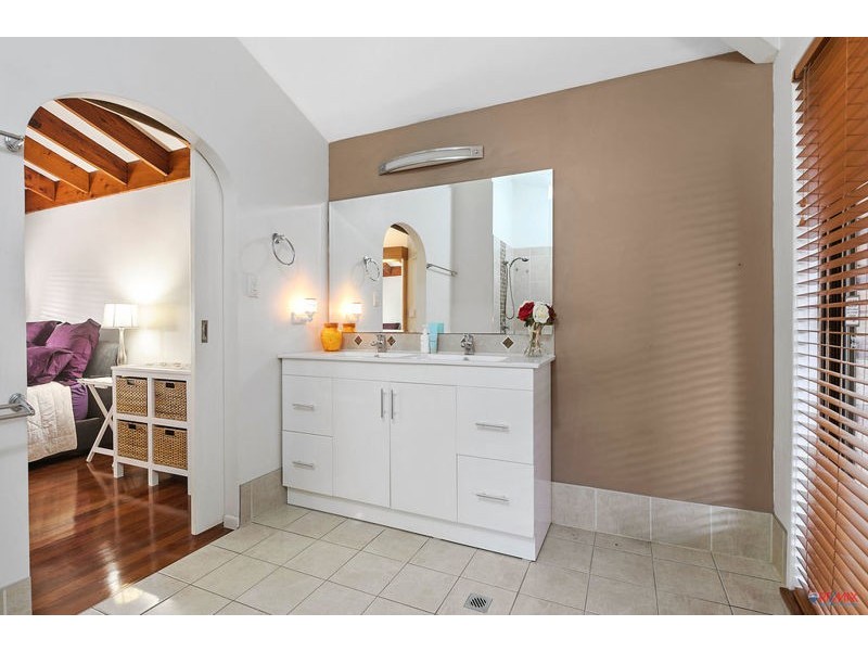 5 Lynton Court, Alexandra Hills QLD 4161