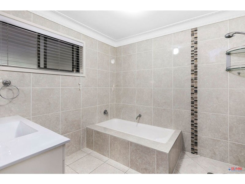 5 Lynton Court, Alexandra Hills QLD 4161