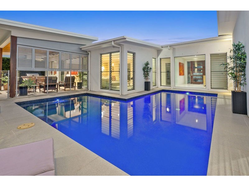 54 Main Road, Wellington Point QLD 4160