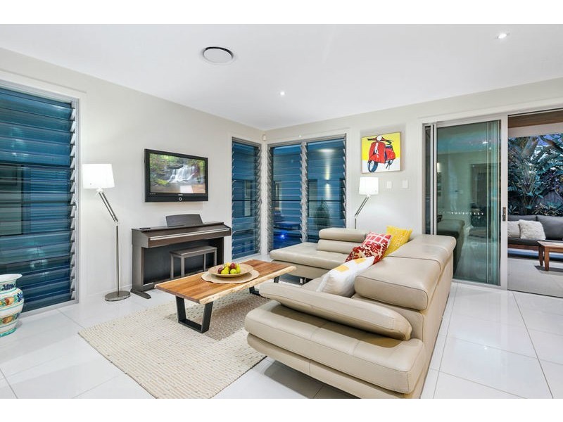 54 Main Road, Wellington Point QLD 4160