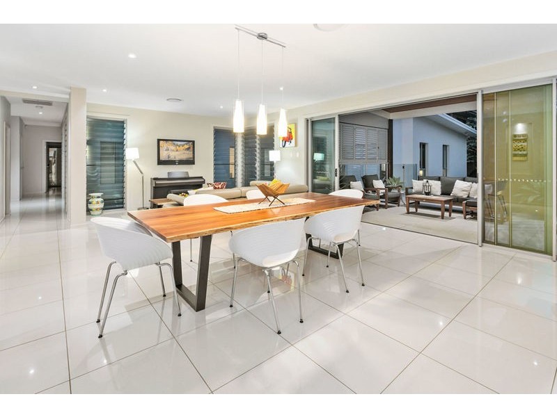 54 Main Road, Wellington Point QLD 4160