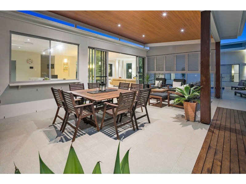 54 Main Road, Wellington Point QLD 4160