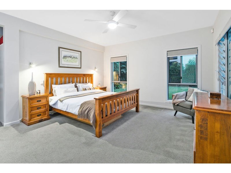 54 Main Road, Wellington Point QLD 4160