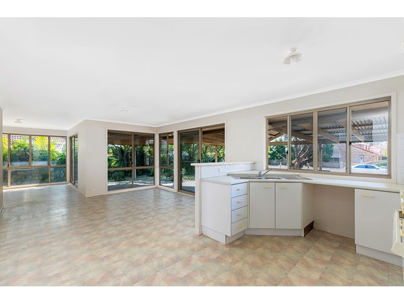 1 Sovereign Court, Birkdale QLD 4159