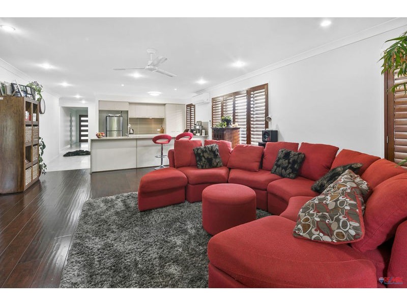 13 Rowe Crescent, Thornlands QLD 4164