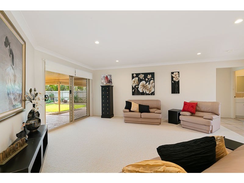 8 Amelia Place, Cleveland QLD 4163