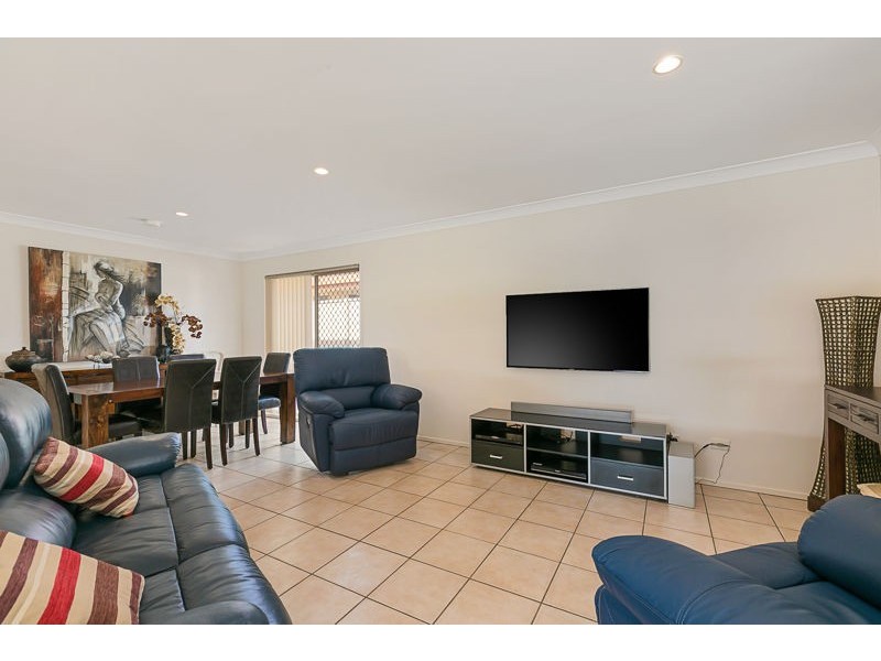 8 Amelia Place, Cleveland QLD 4163