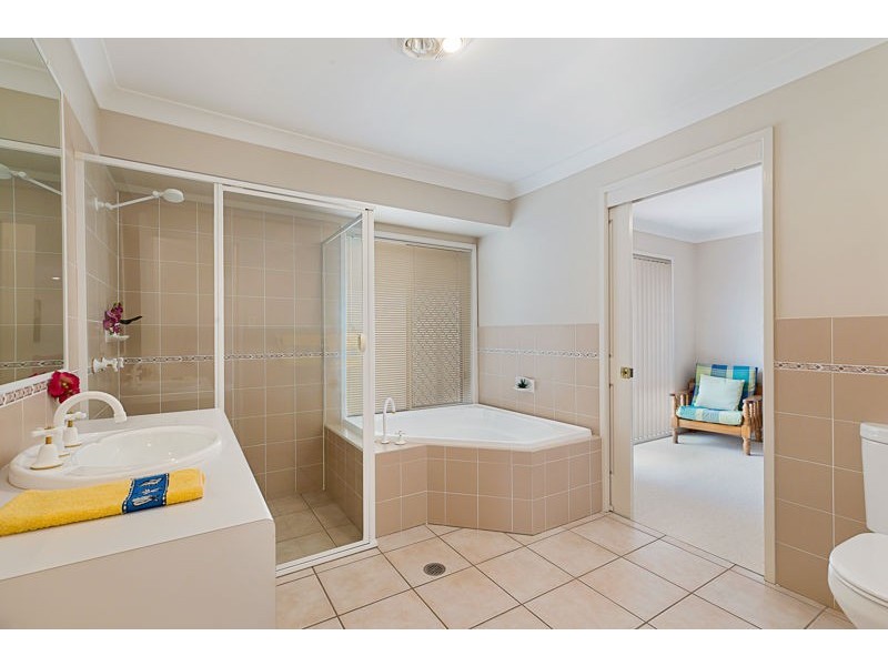 8 Amelia Place, Cleveland QLD 4163