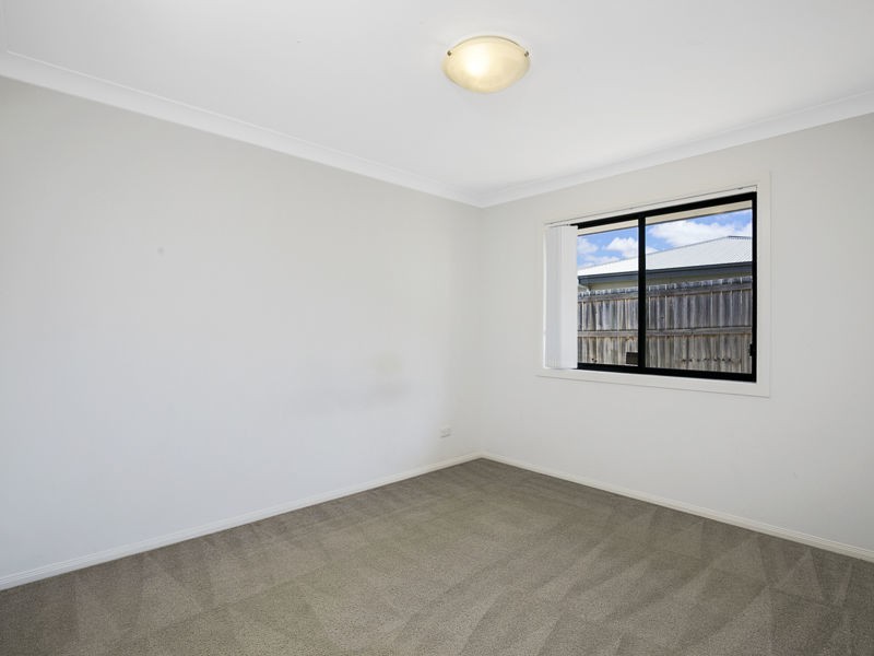 27 Cole Street, Redland Bay QLD 4165