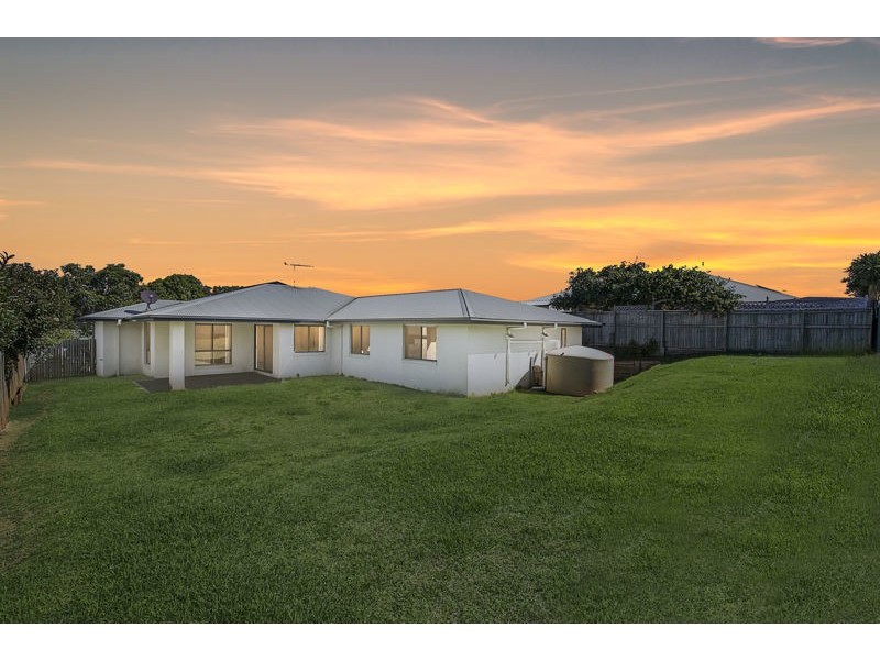 27 Cole Street, Redland Bay QLD 4165