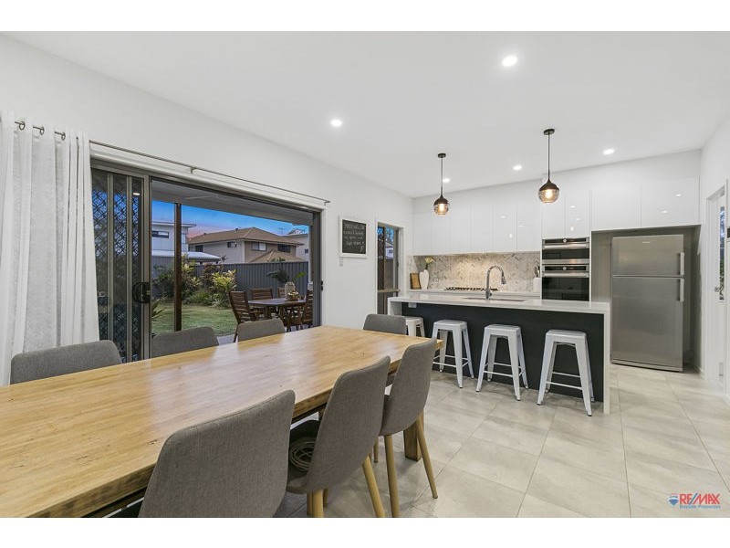 12 Water Street, Cleveland QLD 4163