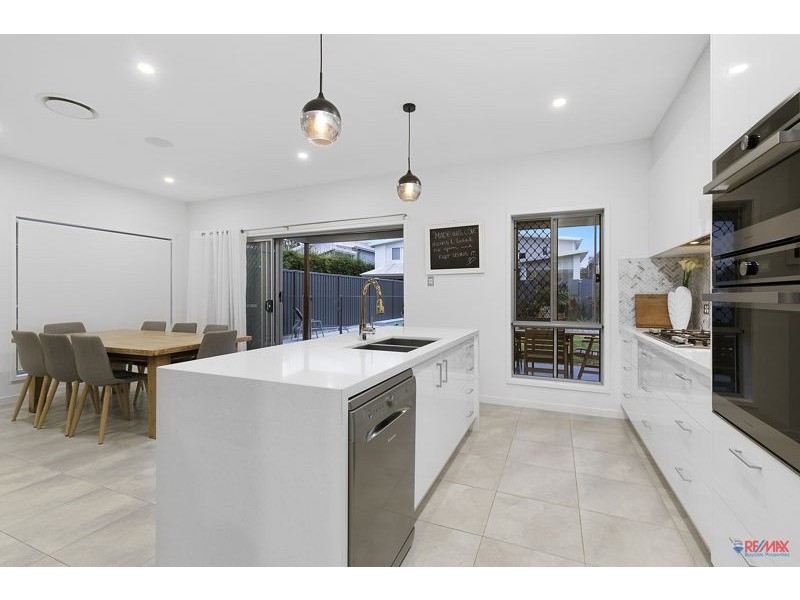 12 Water Street, Cleveland QLD 4163