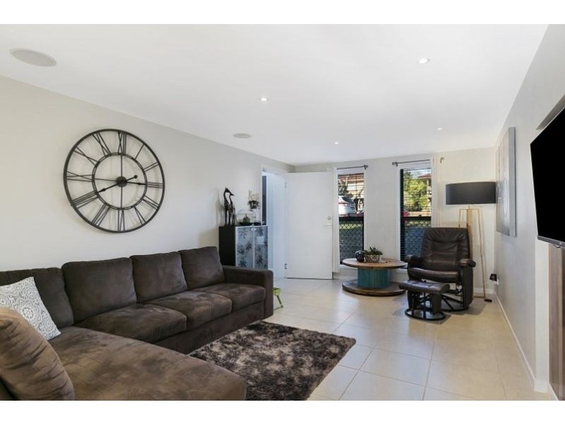 35 Drevesen Avenue, Cleveland QLD 4163