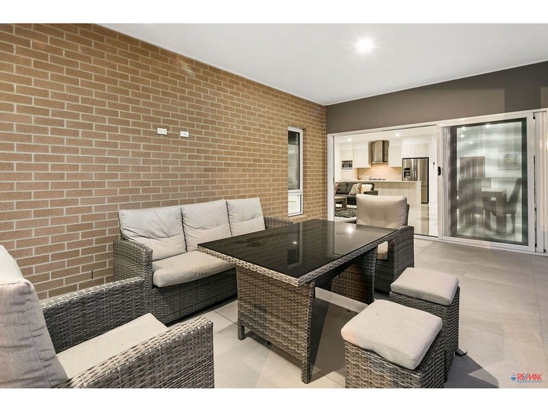 273 Railway Parade, Birkdale QLD 4159