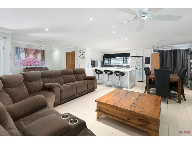 16 Joanne Crescent, Thornlands QLD 4164