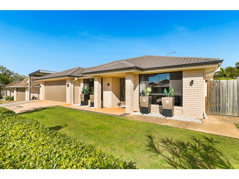 10 Foote Street, Redland Bay QLD 4165