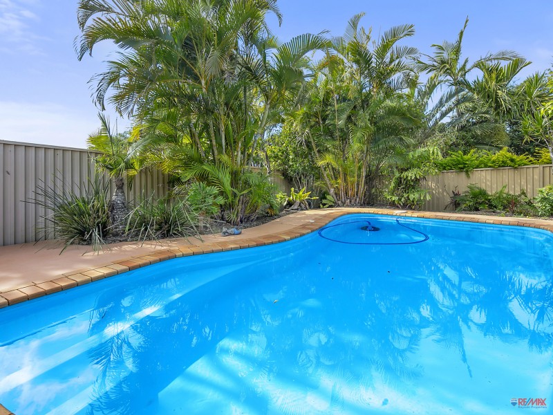 17 Burbank Road, Birkdale QLD 4159
