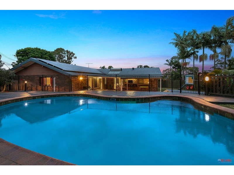 8 Winster Court, Alexandra Hills QLD 4161