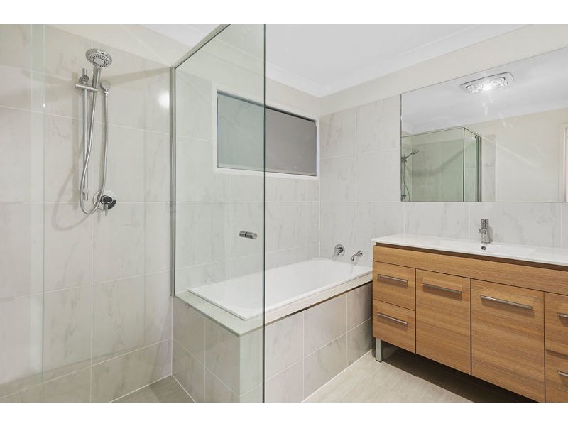 3 Lawn Terrace, Capalaba QLD 4157