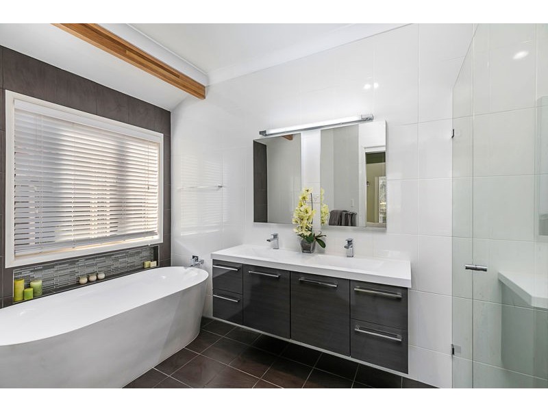 55 Hailey Drive, Birkdale QLD 4159