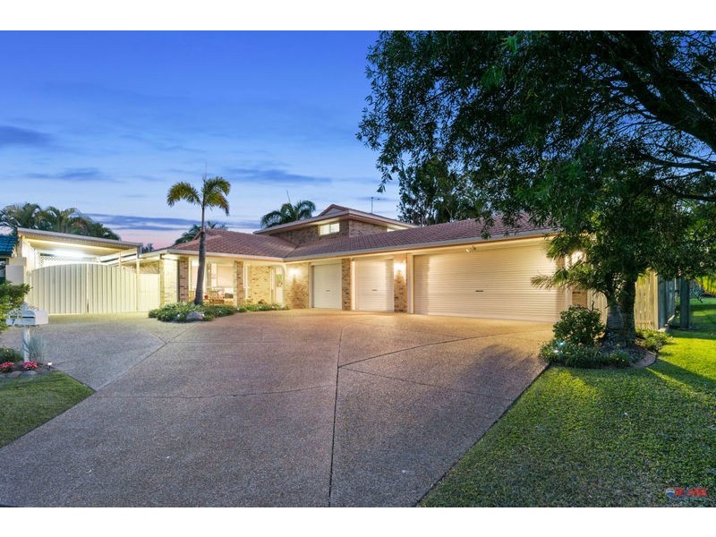 7 Swordfish Court, Birkdale QLD 4159